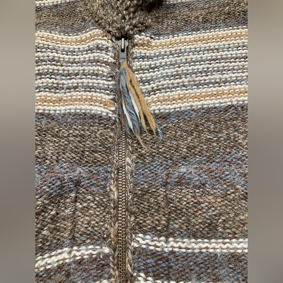 Knitted Women Cardigan Wilfred Free Brown/Beige/Off White and some grey blue. - Picture 5 of 8